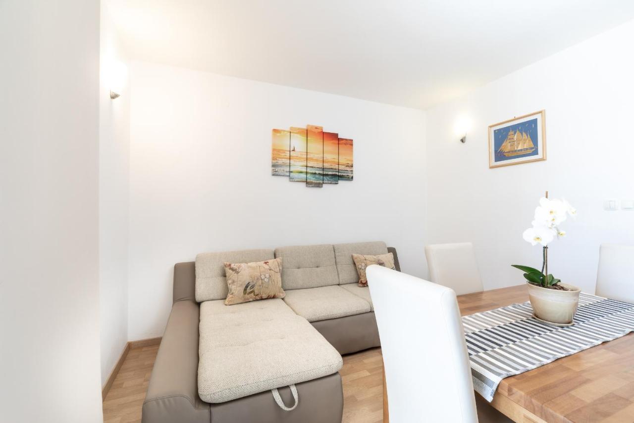 פריזבה Apartments Separovic מראה חיצוני תמונה