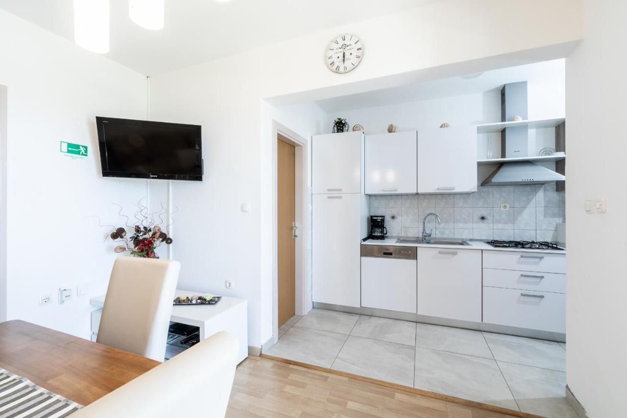 פריזבה Apartments Separovic מראה חיצוני תמונה