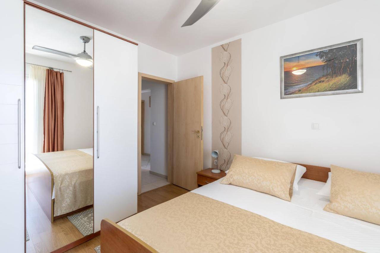 פריזבה Apartments Separovic מראה חיצוני תמונה