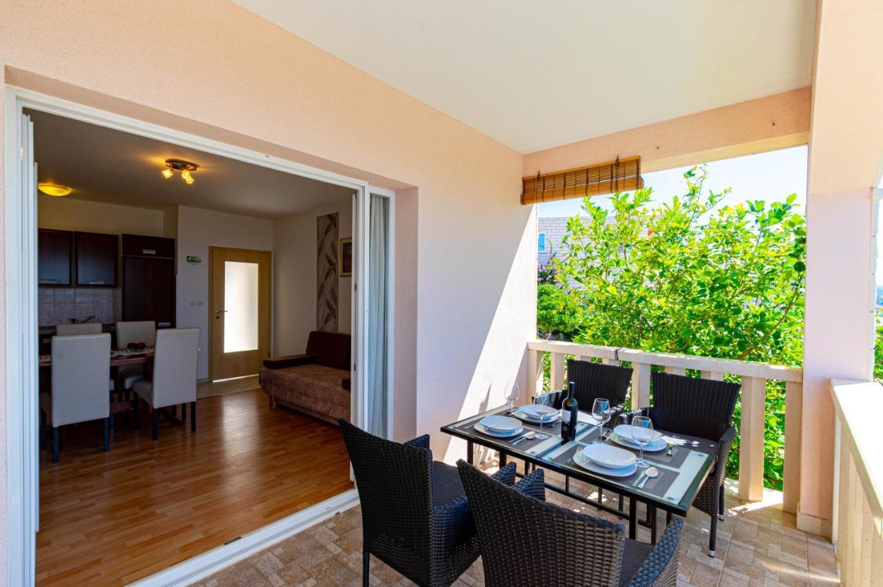 פריזבה Apartments Separovic מראה חיצוני תמונה