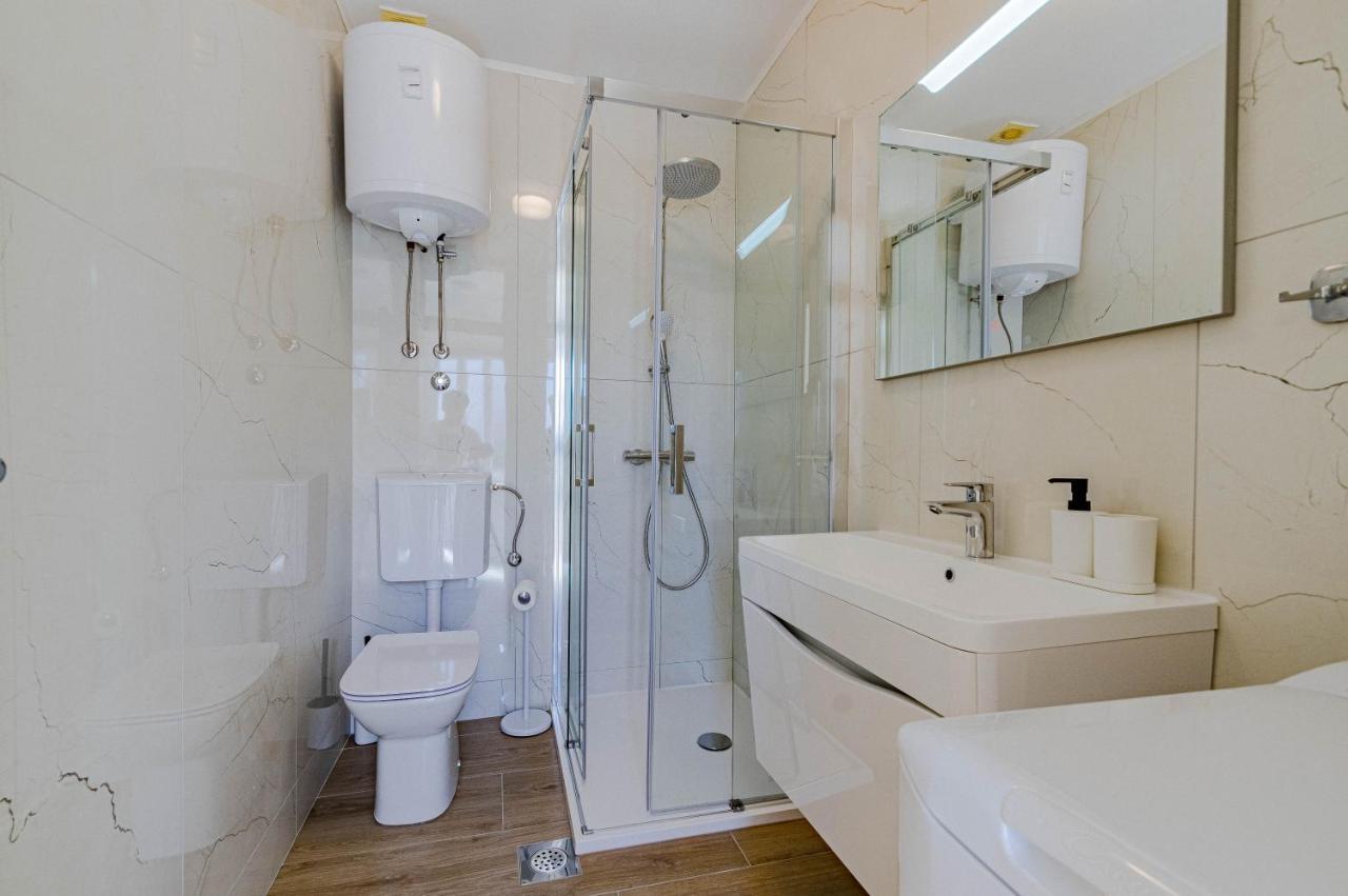 פריזבה Apartments Separovic מראה חיצוני תמונה